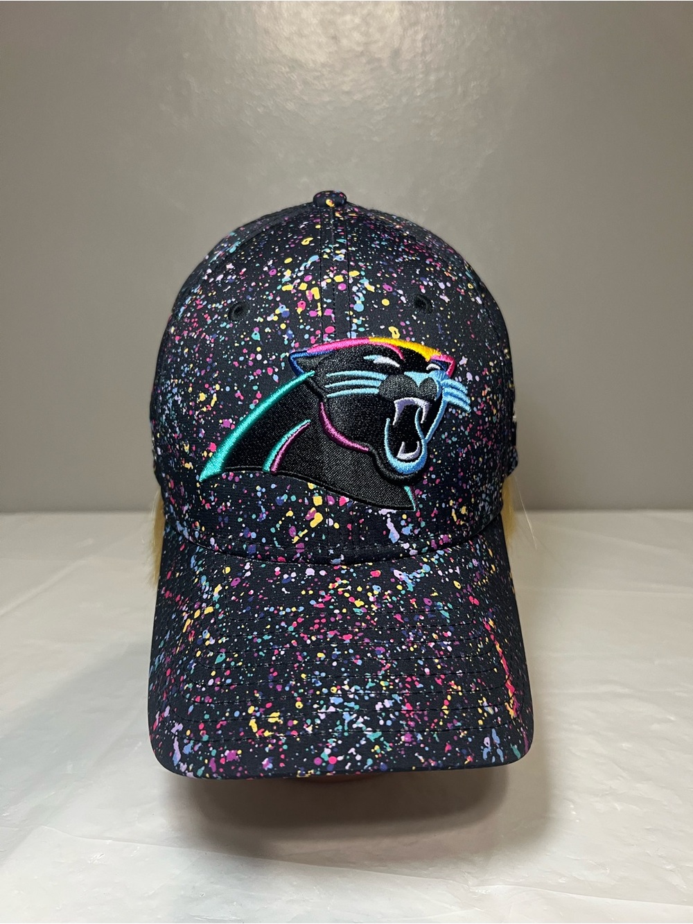 Carolina Panthers New Era 2024 NFL Crucial Catch 39THIRTY Stretch Fit Hat